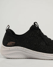 ZAPATILLAS SKECHERS ULTRA en color Negro