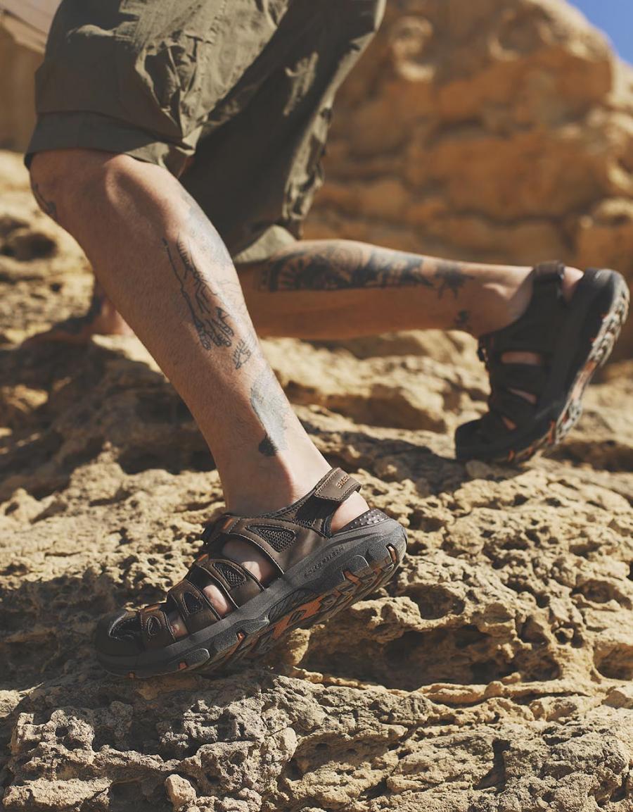 SANDALIAS SKECHERS RELAXED en color Marron