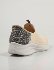ZAPATILLAS SKECHERS SLIP en color Blanco