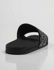 CHANCLAS ARMANI EA7 XCP010 en color Negro