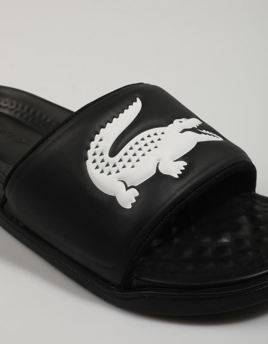 CHANCLAS LACOSTE CROCO en color Negro