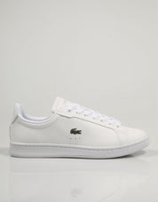 ZAPATILLAS LACOSTE CARNABY en color Blanco