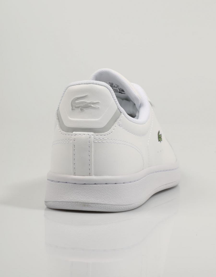 ZAPATILLAS LACOSTE CARNABY en color Blanco