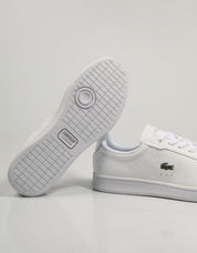 ZAPATILLAS LACOSTE CARNABY en color Blanco