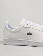 ZAPATILLAS LACOSTE CARNABY en color Blanco