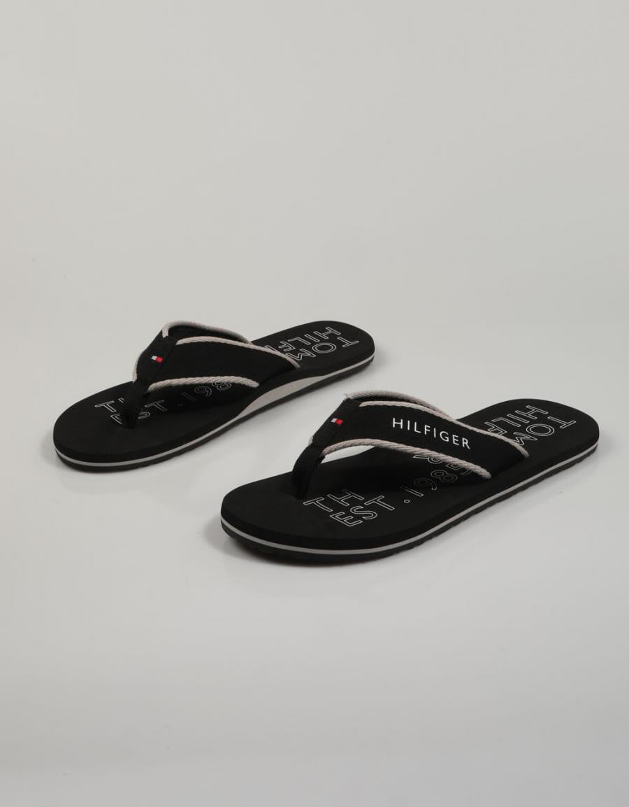 CHANCLAS TOMMY HILFIGER SPORTY en color Negro
