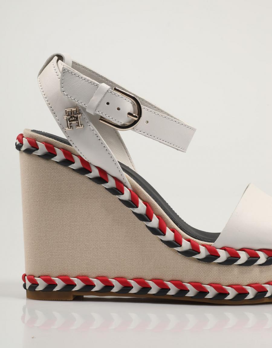 SANDALIAS TOMMY HILFIGER NEW en color Blanco
