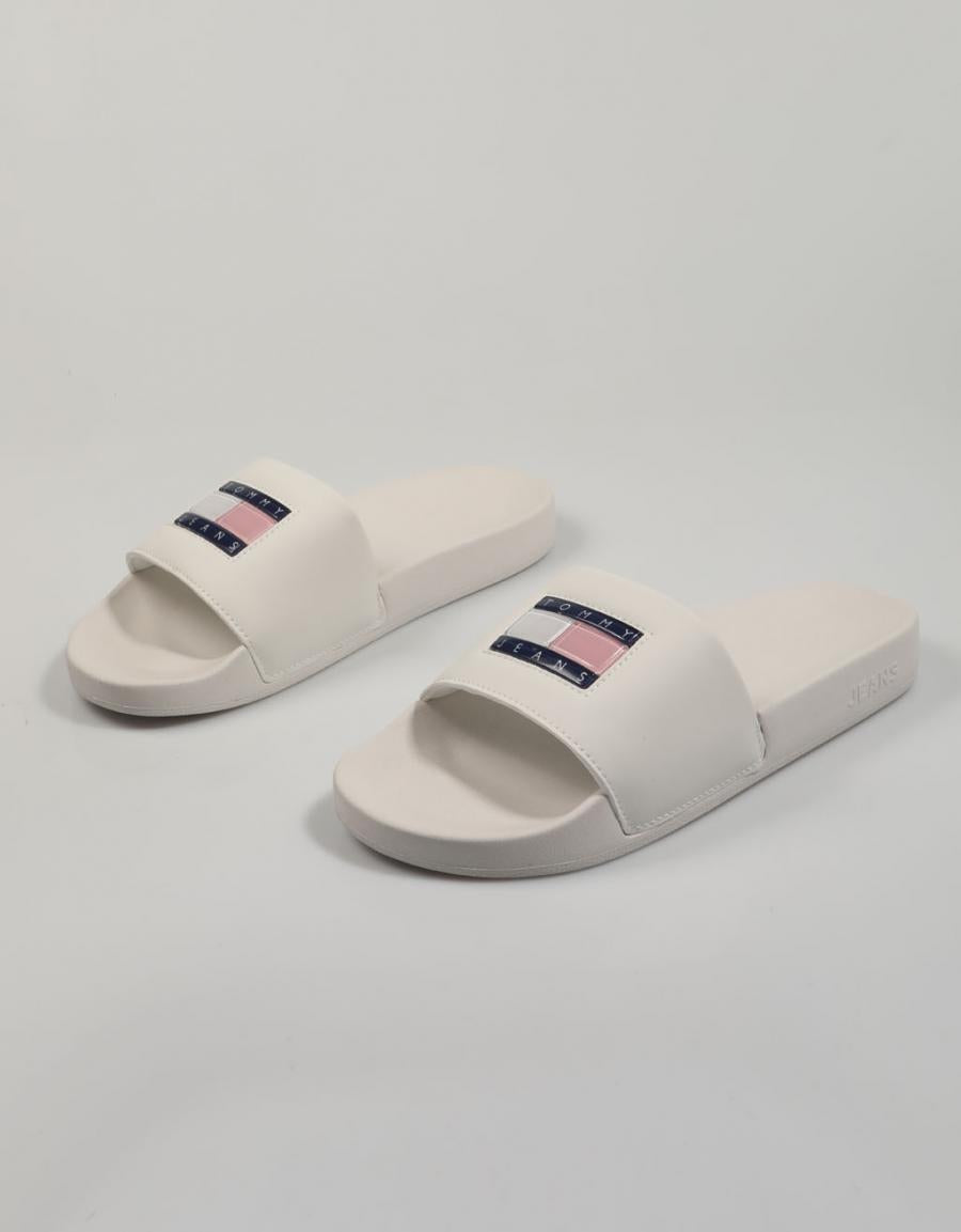 CHANCLAS TOMMY HILFIGER TOMMY en color Blanco