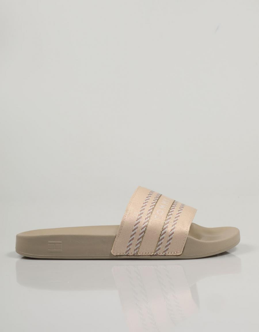 CHANCLAS TOMMY HILFIGER TOMMY en color Beige