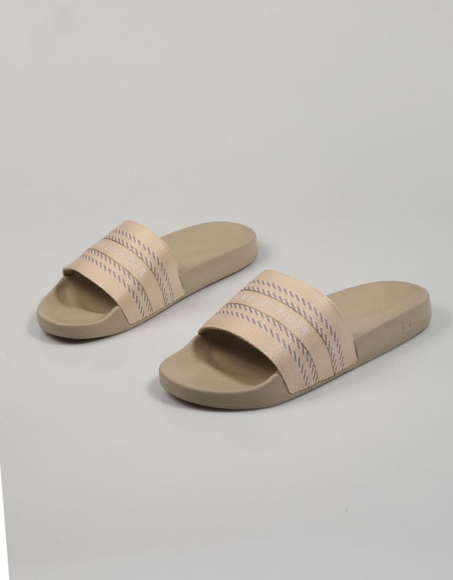 CHANCLAS TOMMY HILFIGER TOMMY en color Beige