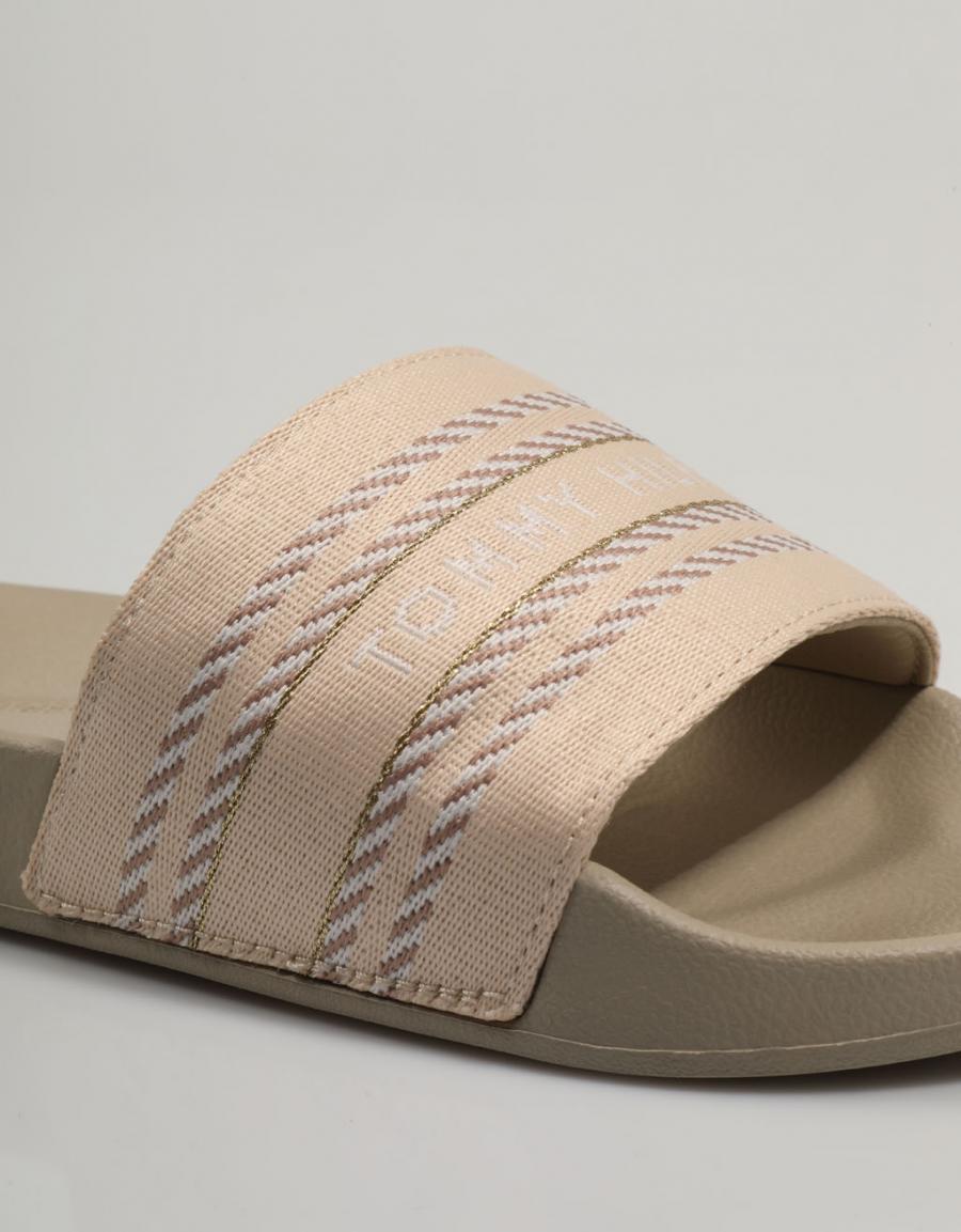 CHANCLAS TOMMY HILFIGER TOMMY en color Beige