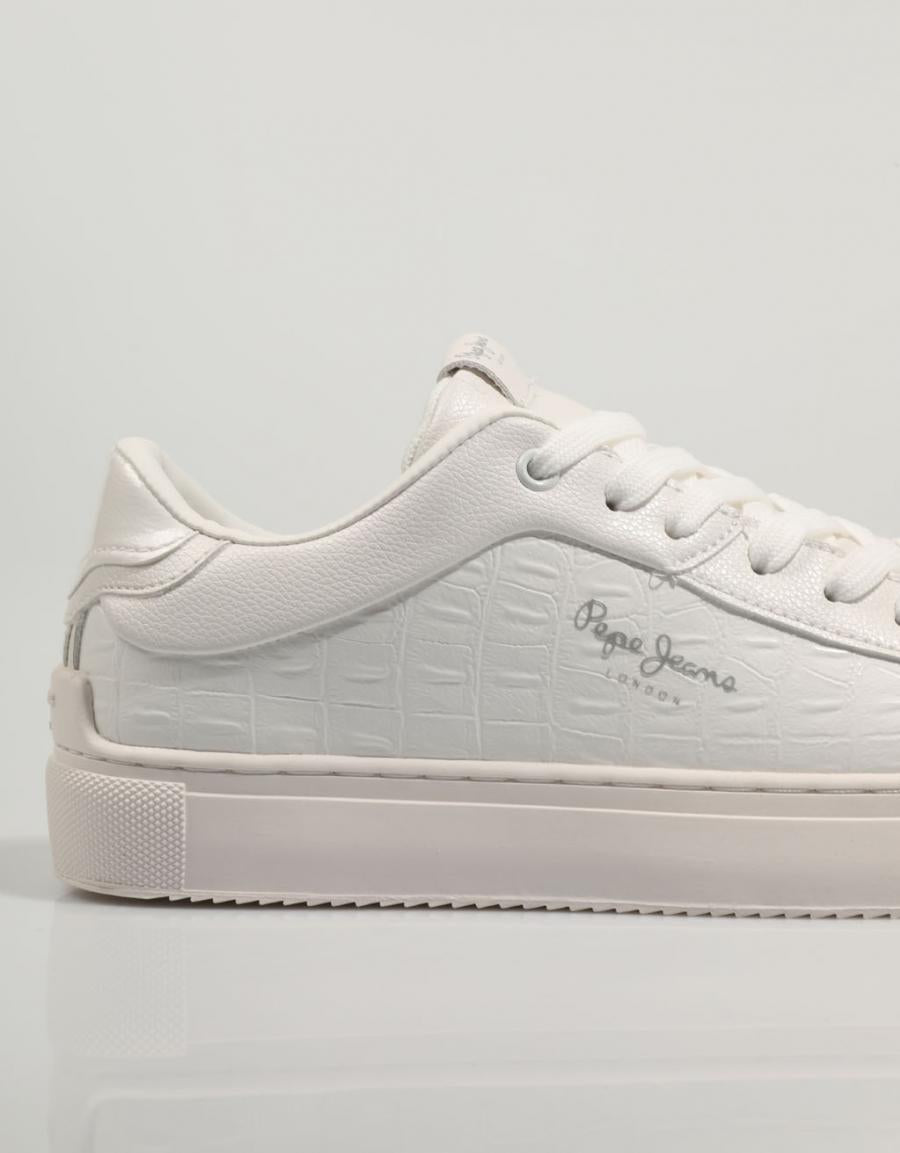 ZAPATILLAS PEPE JEANS ADAMS en color Blanco