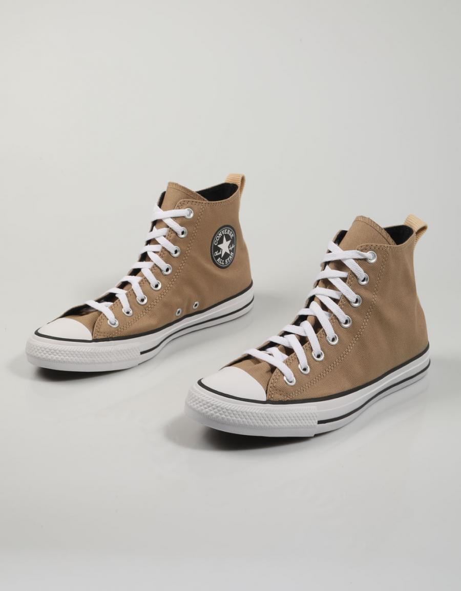 ZAPATILLAS CONVERSE CHUCK en color Beige