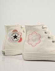ZAPATILLAS CONVERSE CHUCK en color Hielo