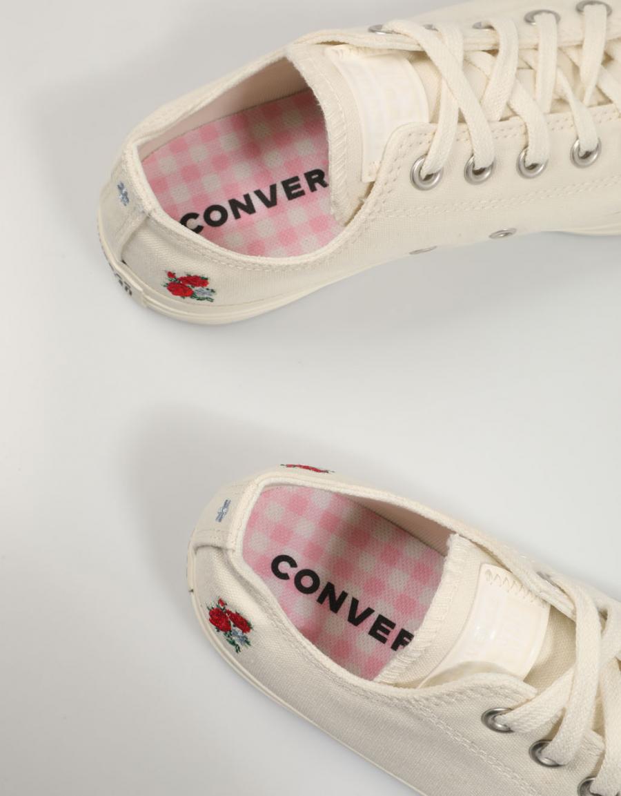 ZAPATILLAS CONVERSE CHUCK en color Hielo