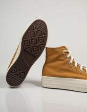 ZAPATILLAS CONVERSE CHUCK en color Marron