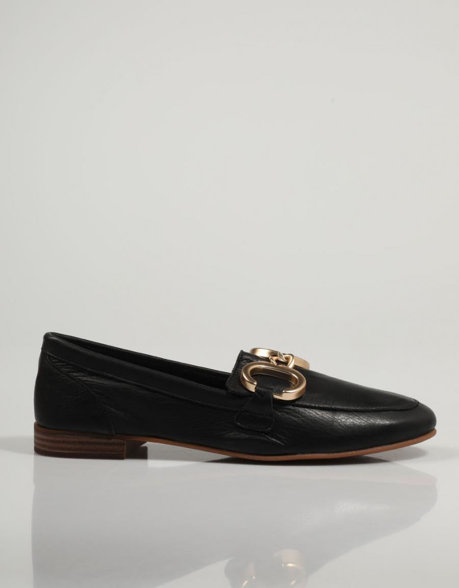 ZAPATOS VESTIR TOP 3 23323 en color Negro