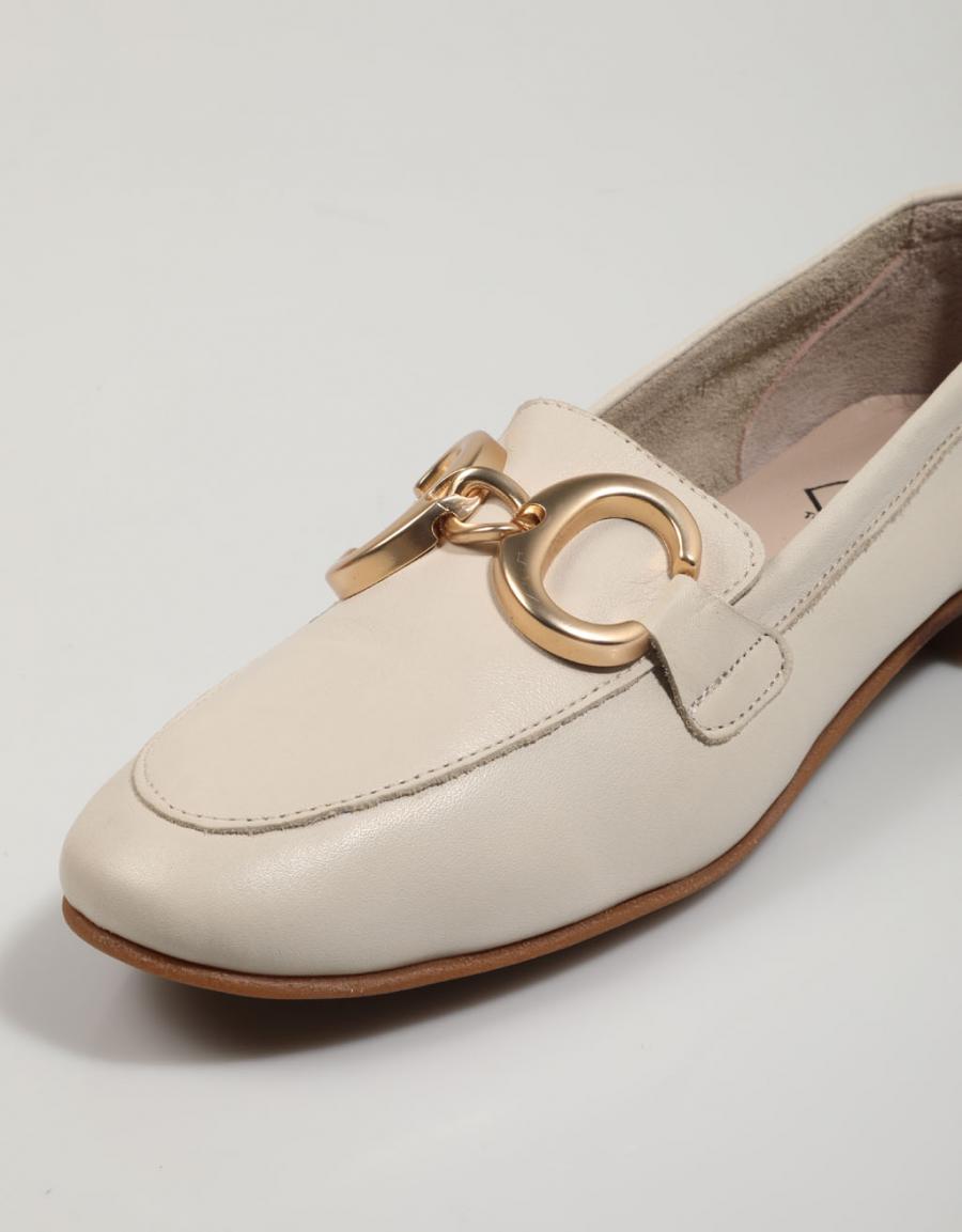 ZAPATOS VESTIR TOP 3 23323 en color Hielo