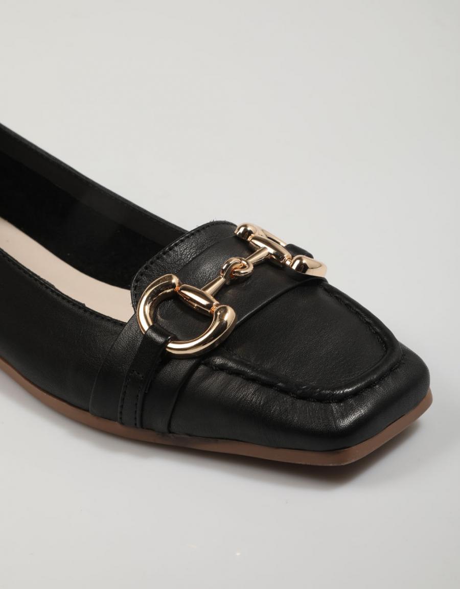 ZAPATOS VESTIR TOP 3 23352 en color Negro