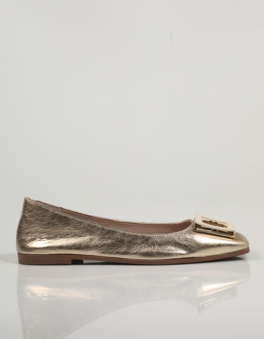 ZAPATOS VESTIR TOP 3 23354 en color Oro