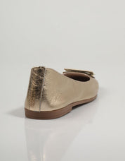 ZAPATOS VESTIR TOP 3 23354 en color Oro