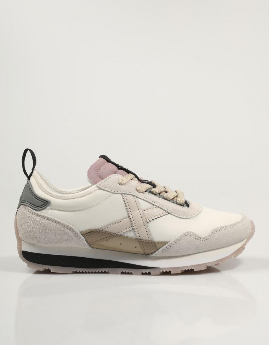 ZAPATILLAS MUNICH 23354 en color Beige