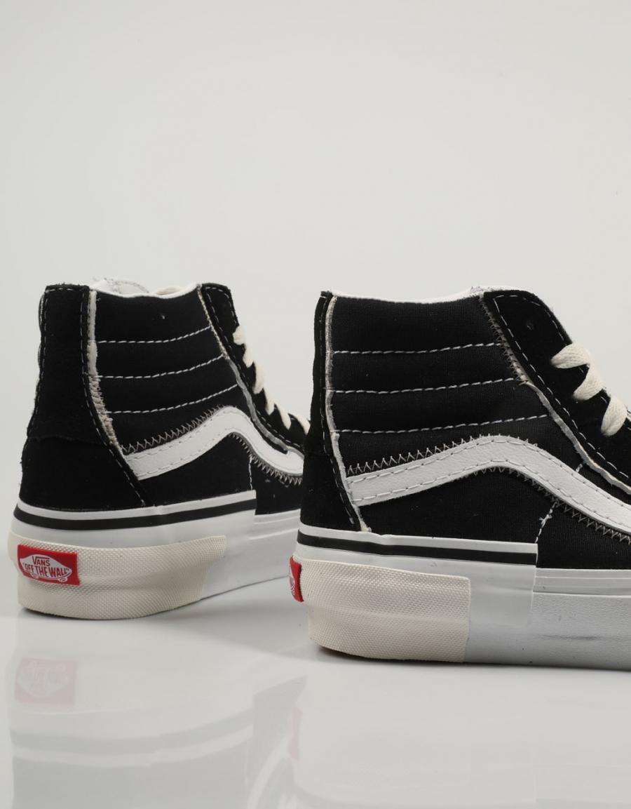 ZAPATILLAS VANS SK8 HI RECONSTRUCT en color Negro