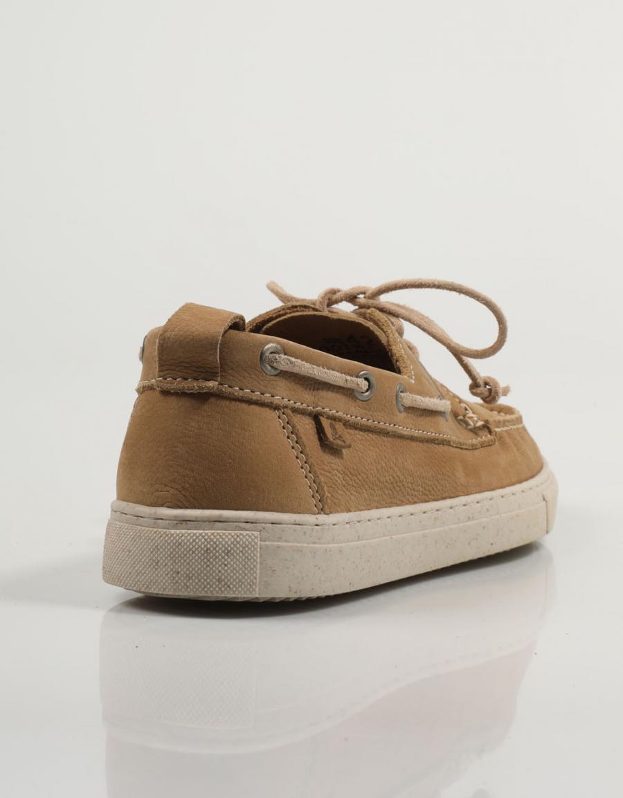 ZAPATOS SPORT SCALPERS VILA en color Beige