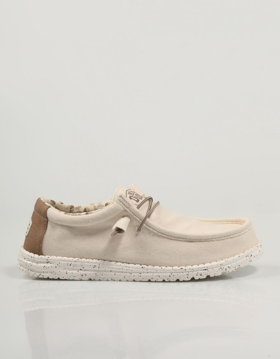 ZAPATOS SPORT DUDE WALLY en color Hielo