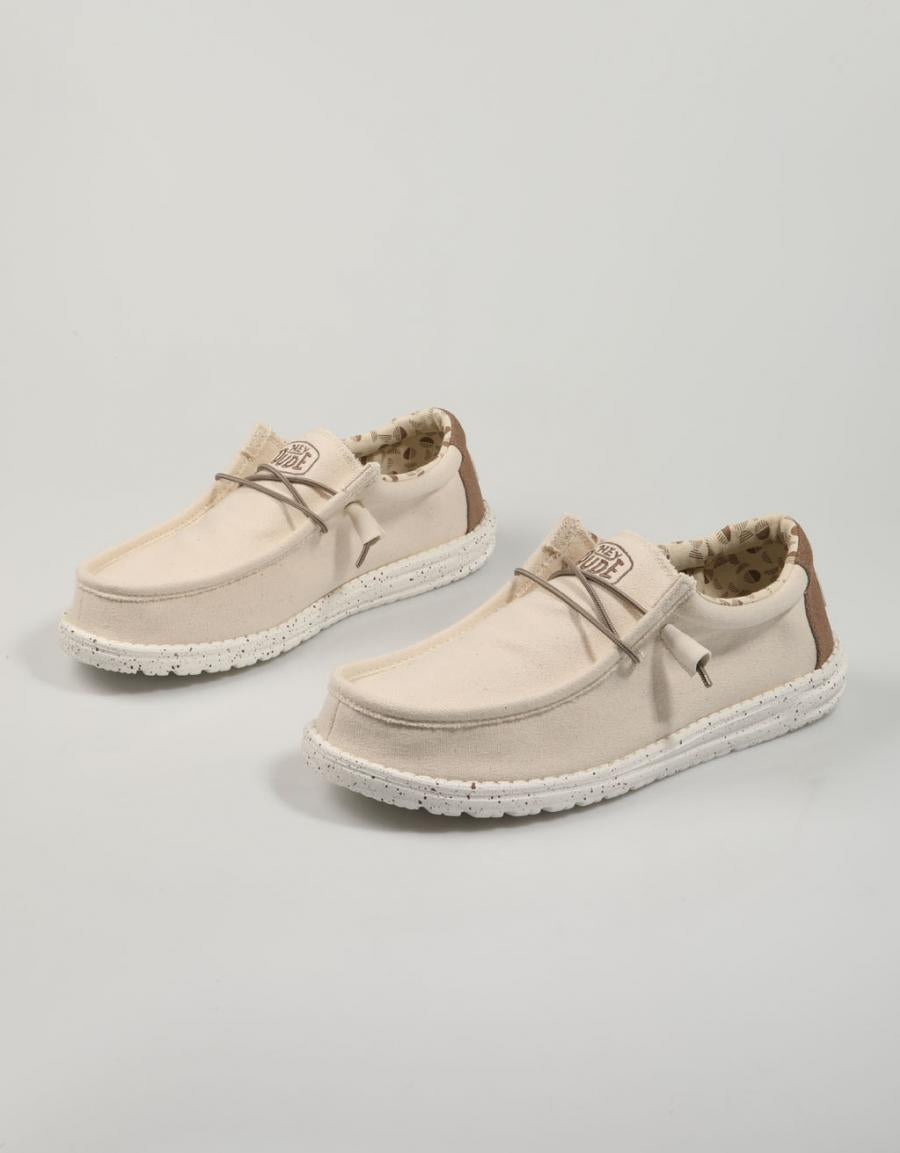 ZAPATOS SPORT DUDE WALLY en color Hielo