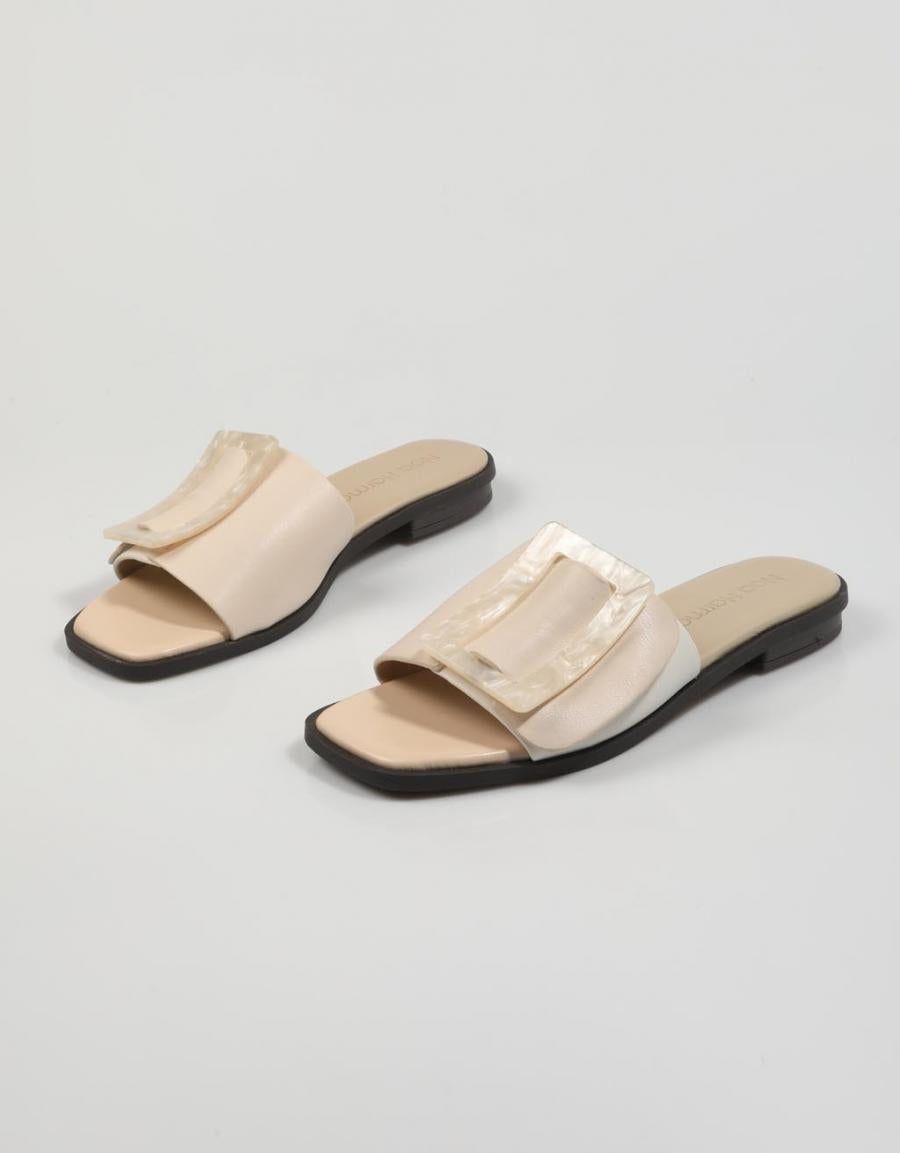 SANDALIAS NOA HARMON COVA en color Hielo