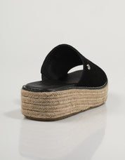 SANDALIAS XTI 141253 en color Negro