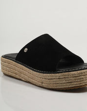 SANDALIAS XTI 141253 en color Negro
