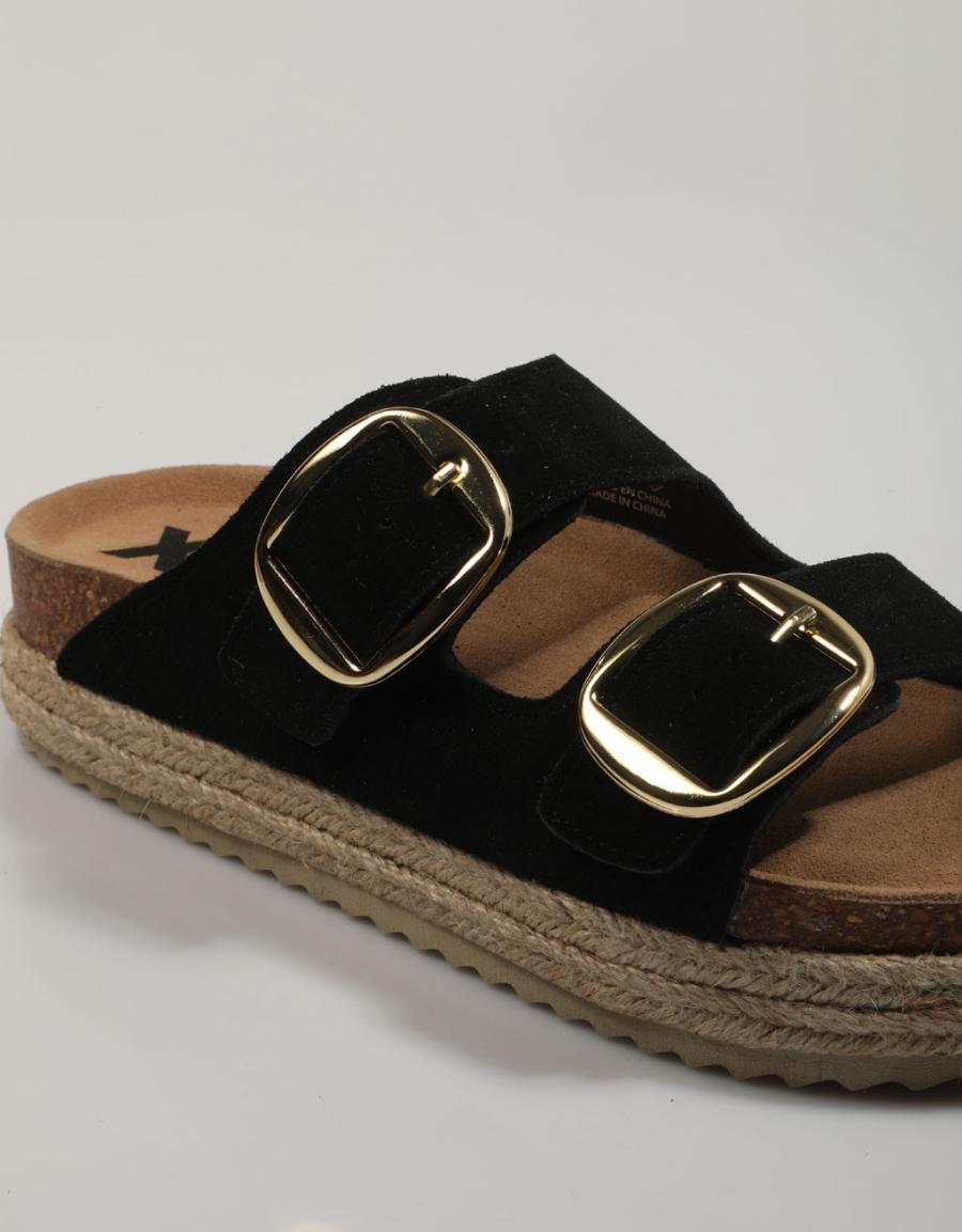SANDALIAS XTI 141269 en color Negro
