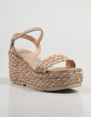 SANDALIAS ALMA BLUE 4034 en color Beige