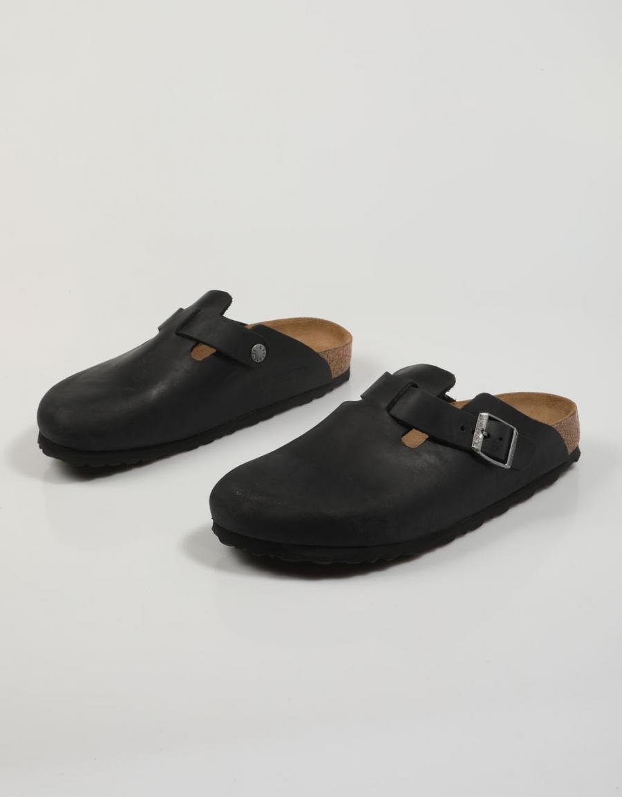 ZUECOS BIRKENSTOCK BOSTON en color Negro