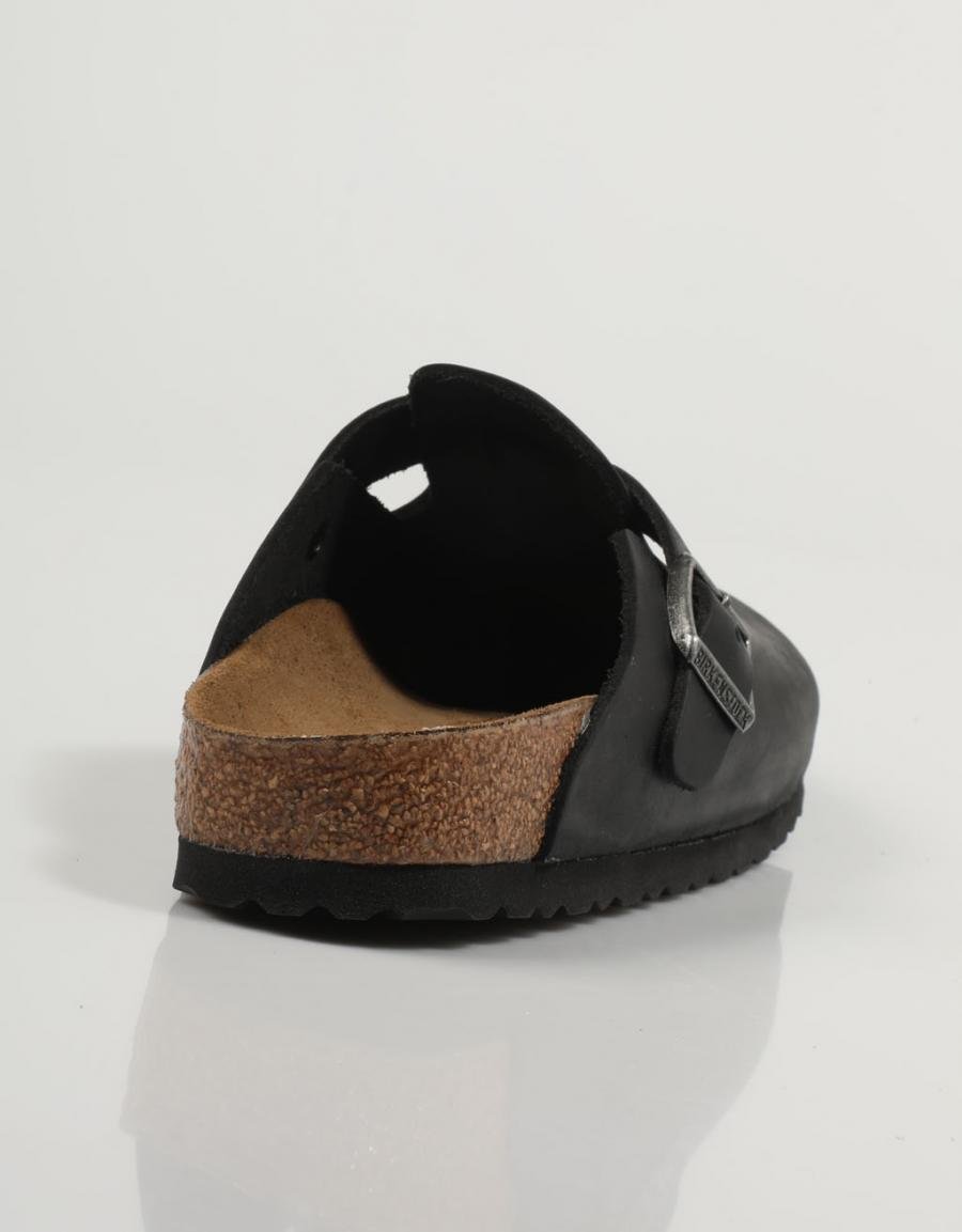 ZUECOS BIRKENSTOCK BOSTON en color Negro