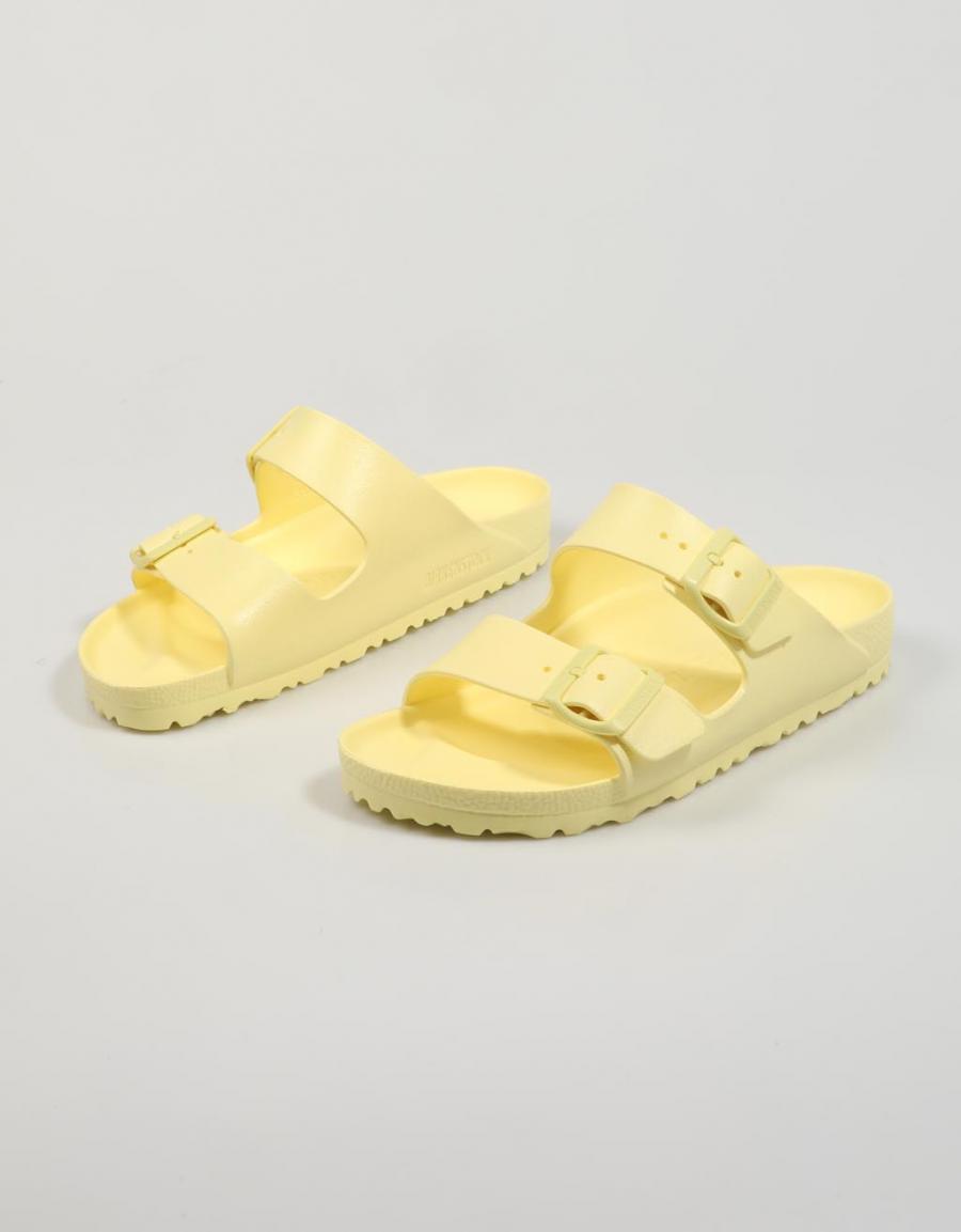 CHANCLAS BIRKENSTOCK ARIZONA en color Amarillo