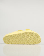 CHANCLAS BIRKENSTOCK ARIZONA en color Amarillo
