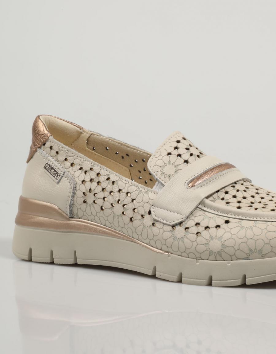 ZAPATOS SPORT PIKOLINOS 6518 en color Hielo