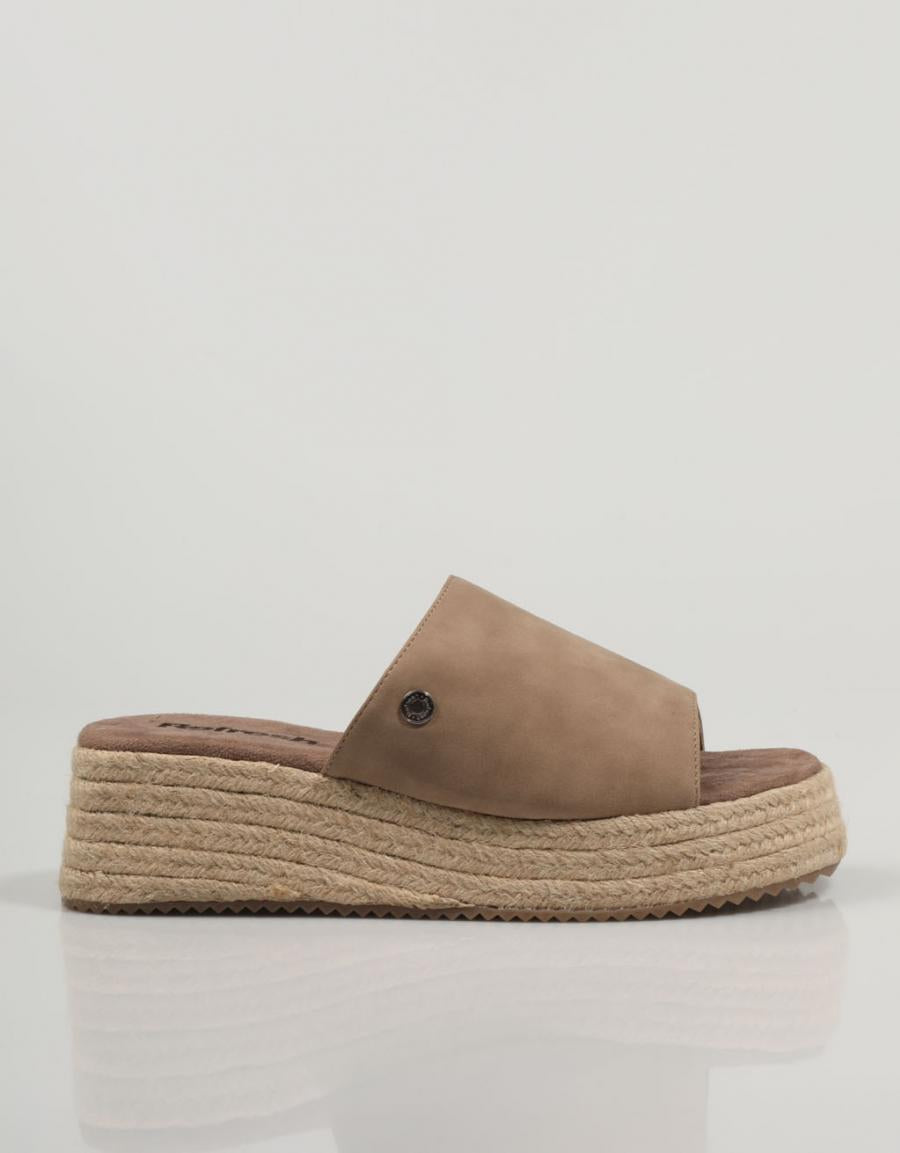 SANDALIAS REFRESH 170776 en color Taupe