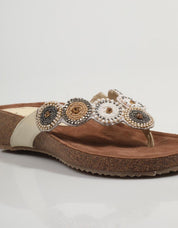 SANDALIAS LAZAMANI 75455 en color Hielo