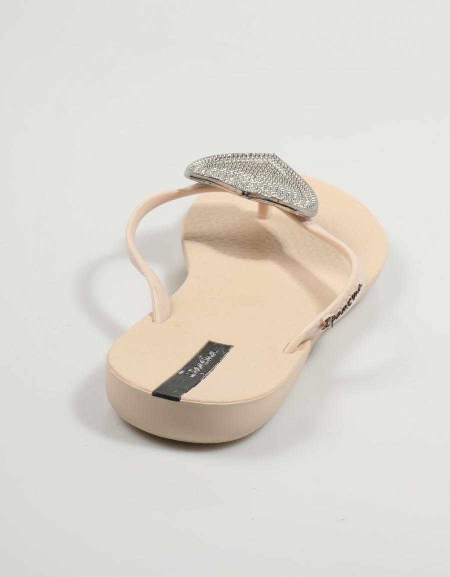 CHANCLAS IPANEMA 82120 en color Beige