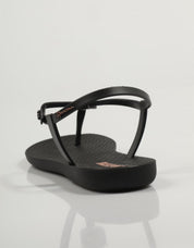 CHANCLAS IPANEMA 83422 en color Negro