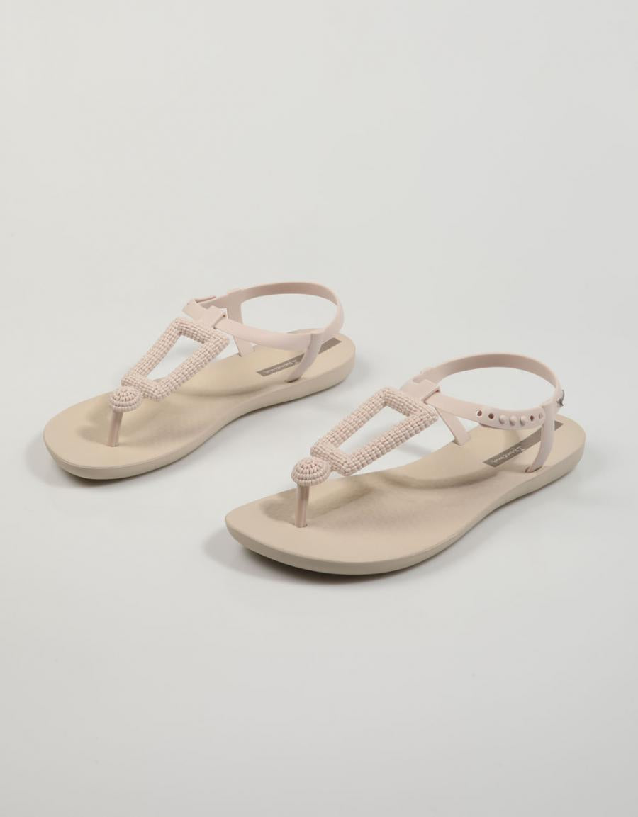 CHANCLAS IPANEMA 26669 en color Beige