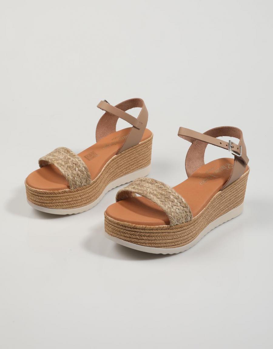 SANDALIAS REBECCA HOPE 5216 en color Taupe