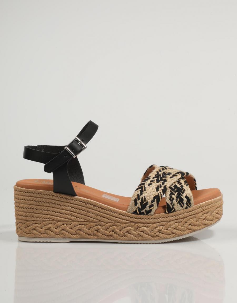 SANDALIAS REBECCA HOPE 5219 en color Negro