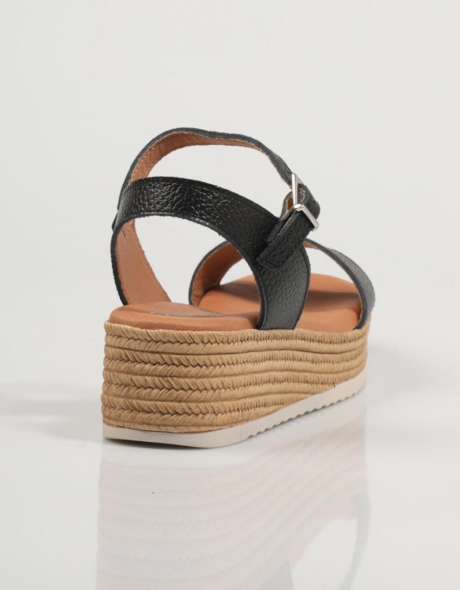 SANDALIAS REBECCA HOPE 5208 en color Negro