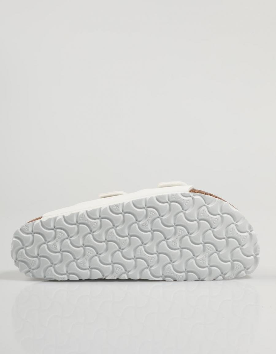 SANDALIAS BIRKENSTOCK ARIZONA en color Blanco