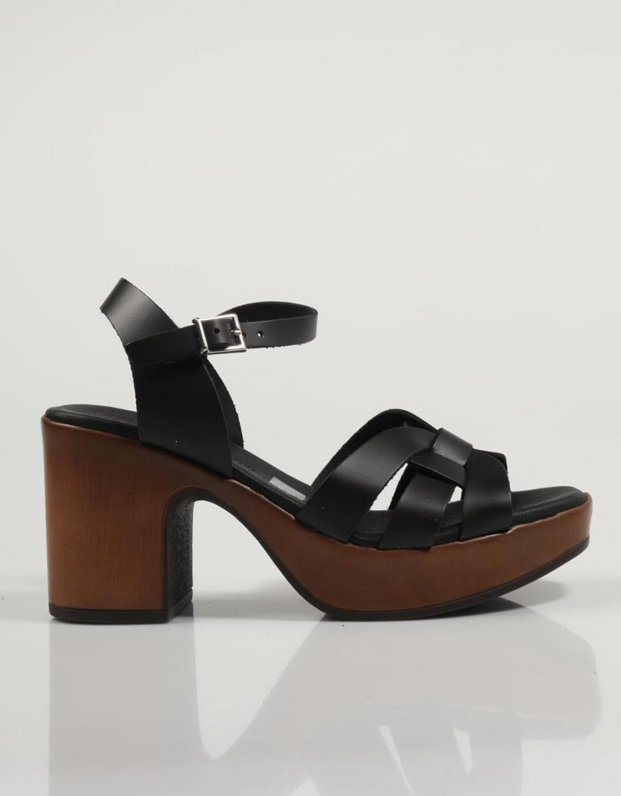 SANDALIAS REBECCA HOPE 5243 en color Negro